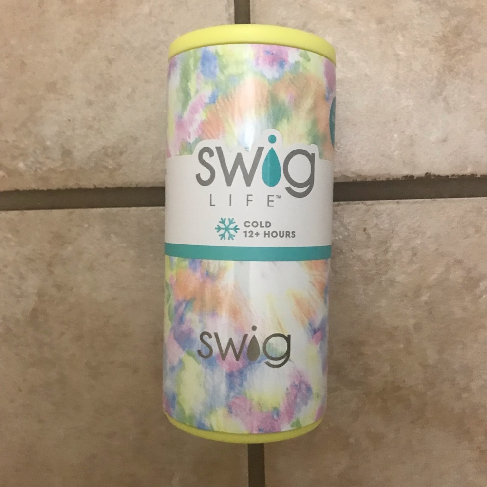Pastel yellow purple tie dye skinny can cooler